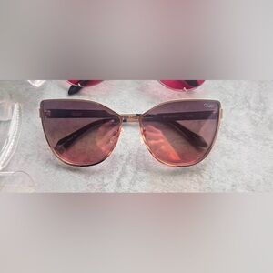 Quay sunglasses brand new in original case